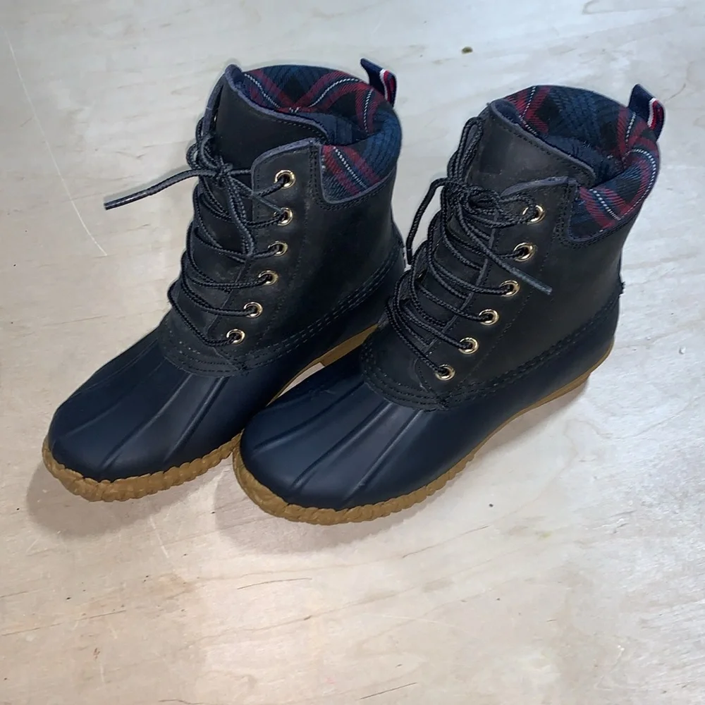 Tommy Hilfiger Women's‎ Russel Rain Boot 3140